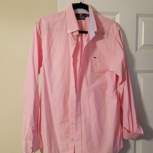 Vineyard Vines Buttondown - Picture 2 of 3